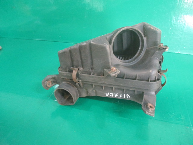 CARCASA FILTRU AER SUZUKI VITARA 1.6 i 16V 4x4 FAB. 1988 – 2002 ⭐⭐⭐⭐⭐