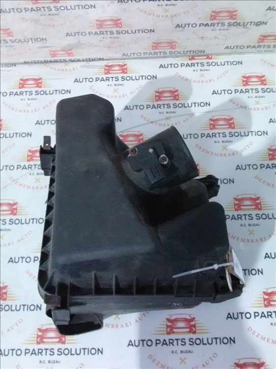 Carcasa filtru aer TOYOTA AVENSIS 2.0 D an fabr. 2011