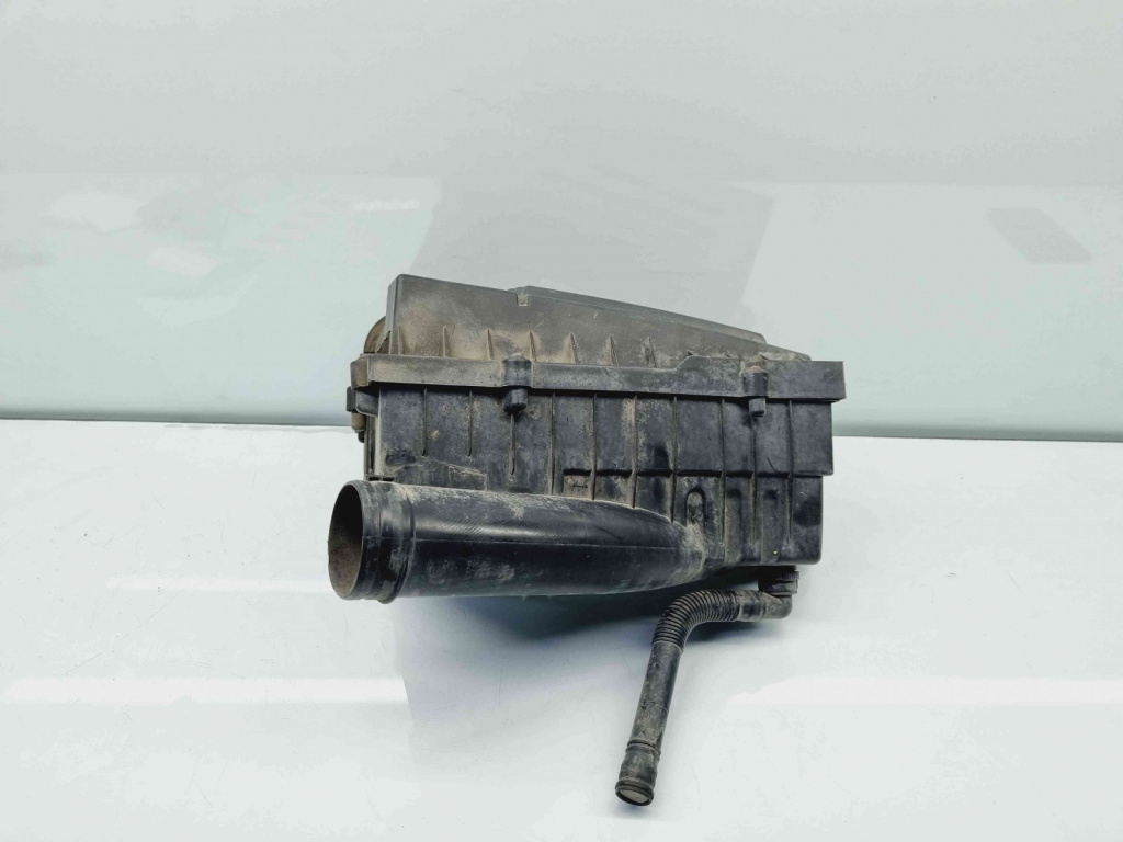 Carcasa filtru aer Volkswagen Passat B6 Variant (3C5) [Fabr 2005-2010] 3C0129607AF 3C0129601AM 1.9 TDI BKC 77KW / 105CP 1.9 TDI BKC 77KW / 105CP