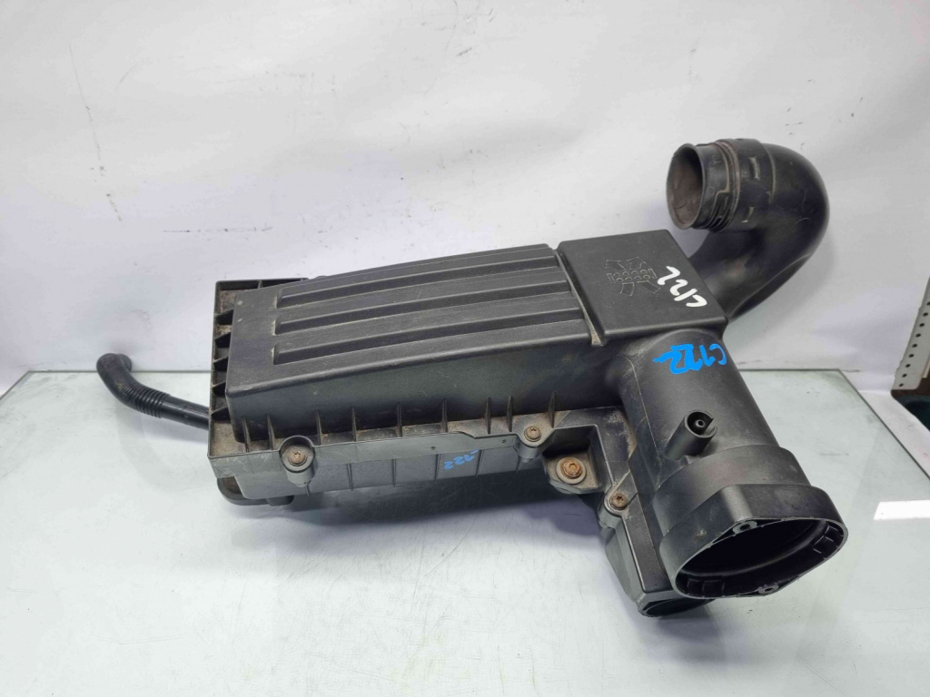 Carcasa filtru aer Volkswagen Passat B7 (365) Variant [Fabr 2010-2014] 3C0129601CD 3C0129607BG 2.0 TDI CFFB 2.0 TDI CFFB 103KW / 140CP