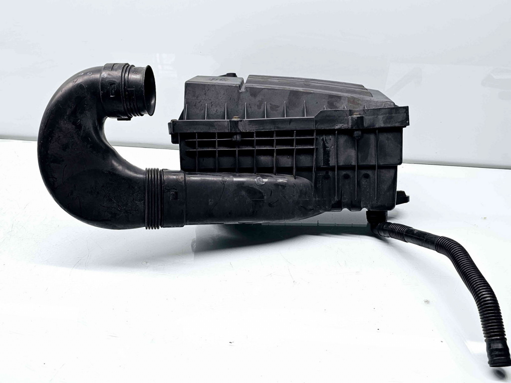 Carcasa filtru aer Volkswagen Passat CC (357) [Fabr 2008-2012] 3C0129601CD 2.0 TDI CFFB 103KW / 140CP 2.0 TDI CFFB 103KW / 140CP