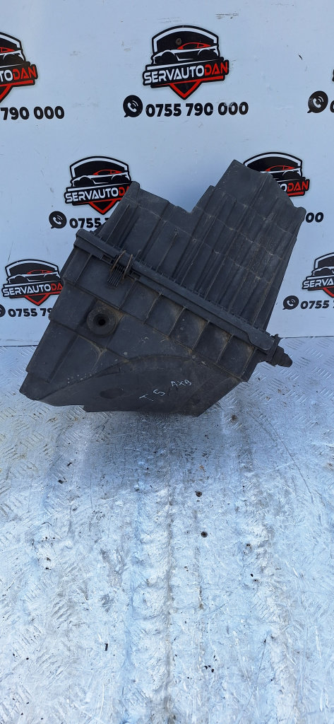 Carcasa filtru aer Volkswagen Transporter T5 (2003-2009) 1.9 Motorina 2006, 7H0129601C
