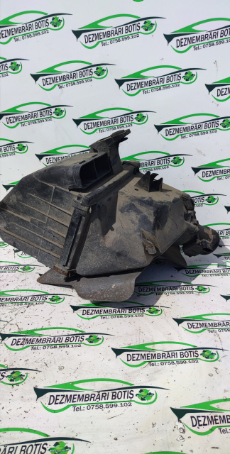 Carcasa filtru aer Volkswagen VW Passat B5 [1996 - 2000] wagon 1.6 MT (101 hp)
