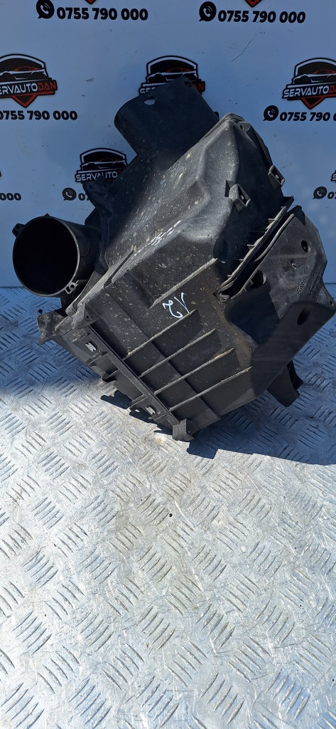 Carcasa filtru aer Volvo XC90 (2002->) 2.4 Motorina 2004, 30636845