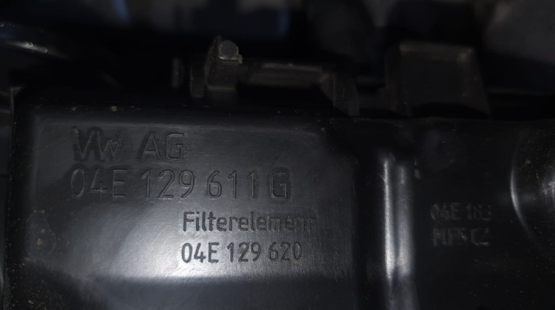 Carcasa filtru aer Vw Golf 7 1.4 TSI 140cp / 103 Kw cod motor CHP an fabricatie 2015 cod piesa 04E129611G