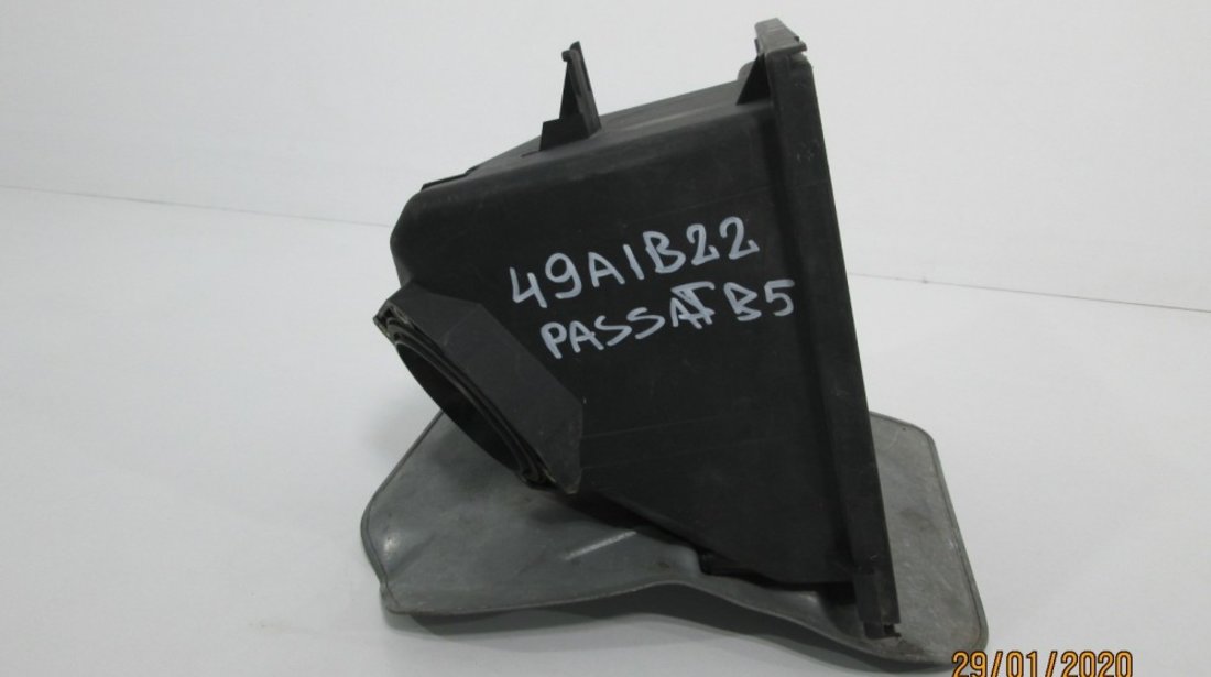 Carcasa filtru aer Vw Passat B5.5 an 2001-2005 cod 3B0133837