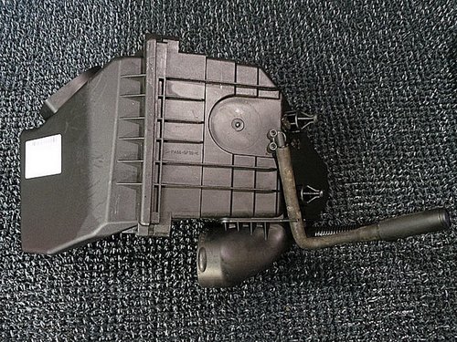 CARCASA FILTRU AER VW PHAETON 3.0 TDI - (2002 2010)