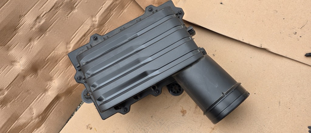 Carcasa Filtru Aer Vw Tiguan / Taigo / T-Roc / T-Cross / Passat 1.5 TSI 2021 2022 2023 2024