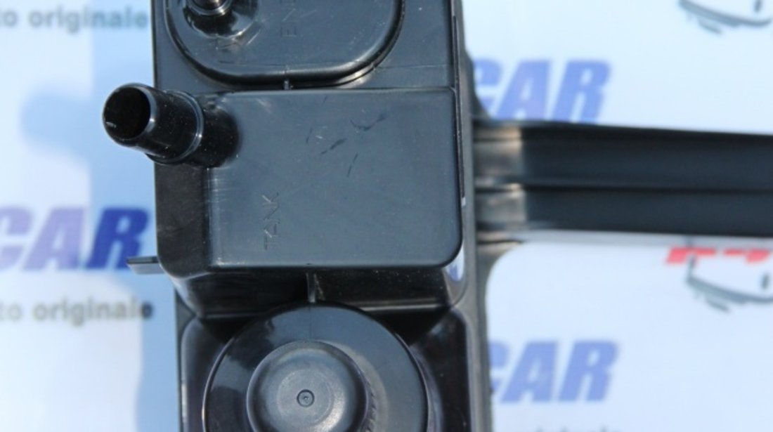 Carcasa filtru carbon VW Touareg 7P cod: 7P0201801J model 2014