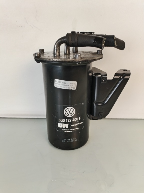 Carcasa filtru combustibil Skoda Superb 3 1.6 tdi DCXA 5Q0127400F