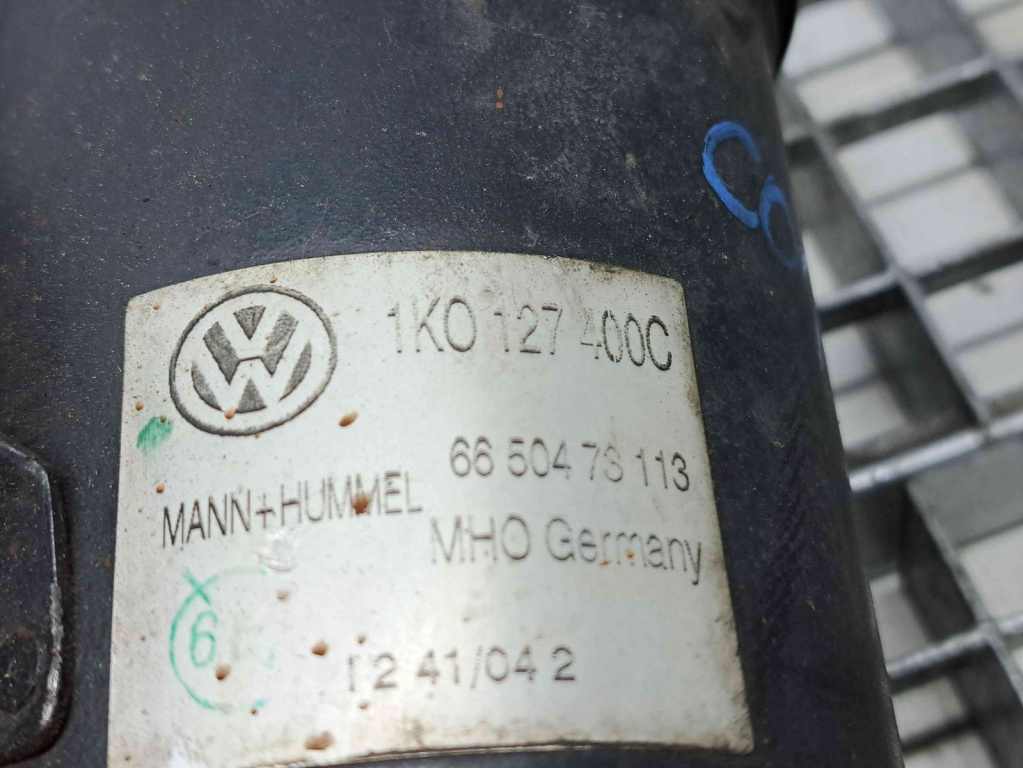 Carcasa filtru combustibil Volkswagen Caddy 3 (2KA, 2KH) [Fabr 2004-2009] 1K0127400C 2.0 TDI BDJ 2.0 TDI BDJ 51KW / 70CP
