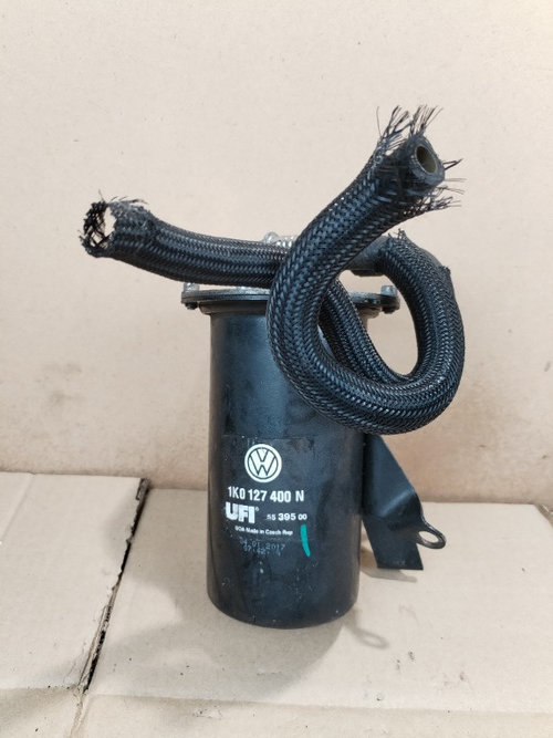 Carcasa filtru combustibil Volkswagen Jetta 4 2.0TDI CUU 1K0127400N
