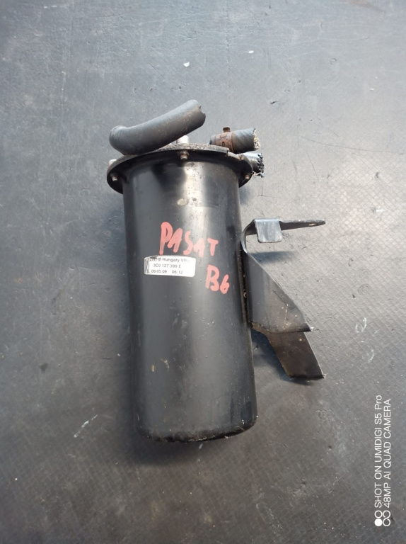 Carcasa filtru combustibil , Volkswagen PASSAT B6 , 2005-2011 COD -3C0127399E