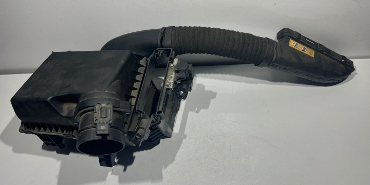 Carcasa filtru de aer 1.5 cdi A6070900301 Mercedes-Benz A-Class W176 [facelift] [2015 - 2018]