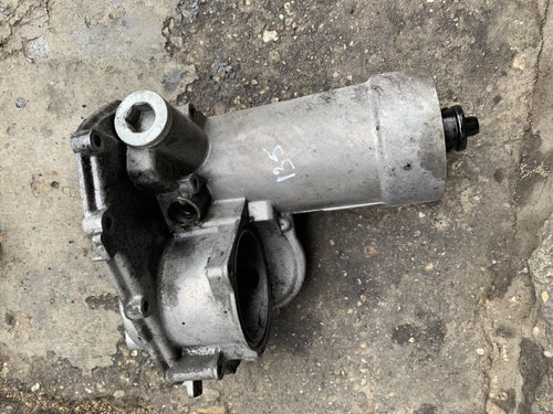 Carcasa filtru de ulei Audi A6 4B/C5 [1997 - 2001] Sedan 2.5 TDI MT quattro (150 hp) AKE