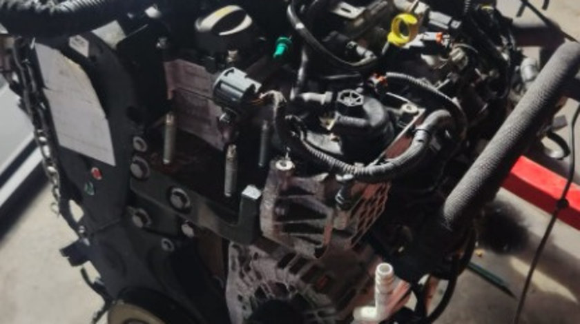 Carcasa filtru motorina Ford Mondeo MK5 2.0 TDCI 4x4 cod motor T8CC,transmisie automata ,an 2017