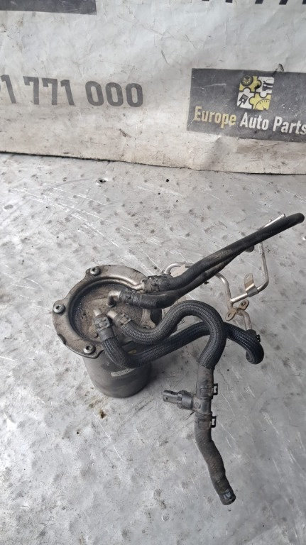 Carcasa filtru motorina VW Passat B6 1.6 TDI CAY an 2010 cod 1K0127400L / 1K0127399CM