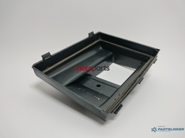Carcasa filtru polen VOLKSWAGEN GOLF IV (1J1) [ 1997 - 2007 ] 1.6 (AEH, AKL, APF) 74KW|100HP OEM 1J1819640B