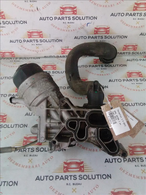 Carcasa filtru ulei 1.3 CDTI OPEL ASTRA J an fabr.2013