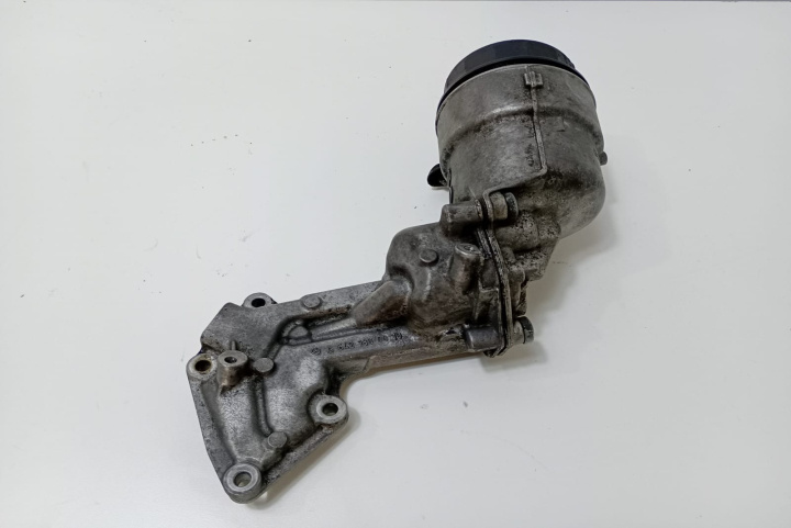 Carcasa filtru ulei 3.0 cdi A6421800010 Mercedes-Benz Vito W639 [2003 - 2010]