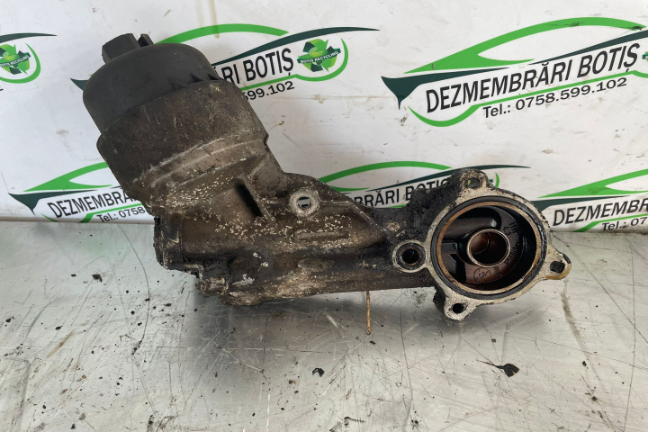 Carcasa filtru ulei 96 460 431 80 Peugeot 206 [1998 - 2003] Hatchback 3-usi 1.4 MT (75 hp)