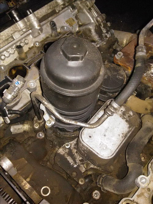 Carcasa filtru ulei AUDI A6 C6 2.7 TDI