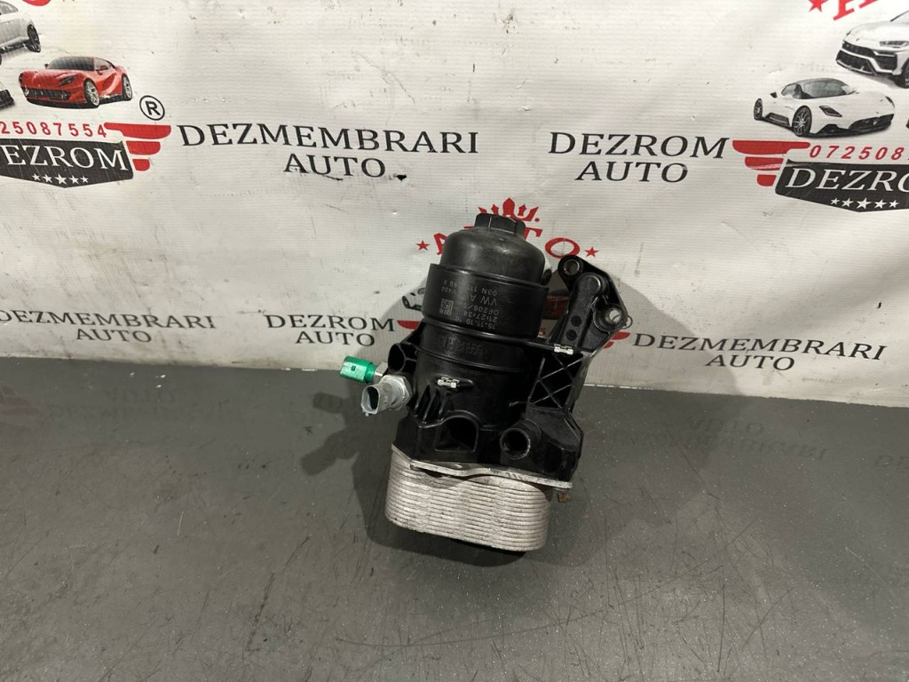 Carcasa filtru ulei cu racitor 03N115389K VW Passat B8 Sedan (3G2, CB2) 2.0 TDI 150 cai DSRB