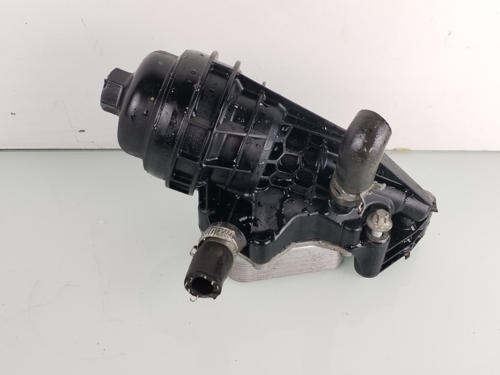 Carcasa filtru ulei cu racitor Mercedes A Class W176 1.6B 6740230236