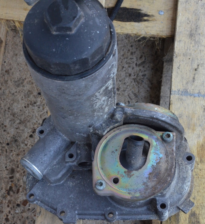 Carcasa filtru ulei + iepurator Audi 2.5 tdi V6 / 059115405F