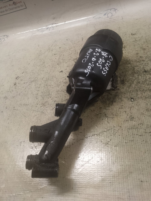 Carcasa filtru ulei Mercedes C Class W205 2.2 Motorina 2015, 70321178