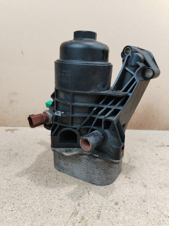 Carcasa filtru ulei Volkswagen Jetta 4 2.0TDI CUU 03N115389A