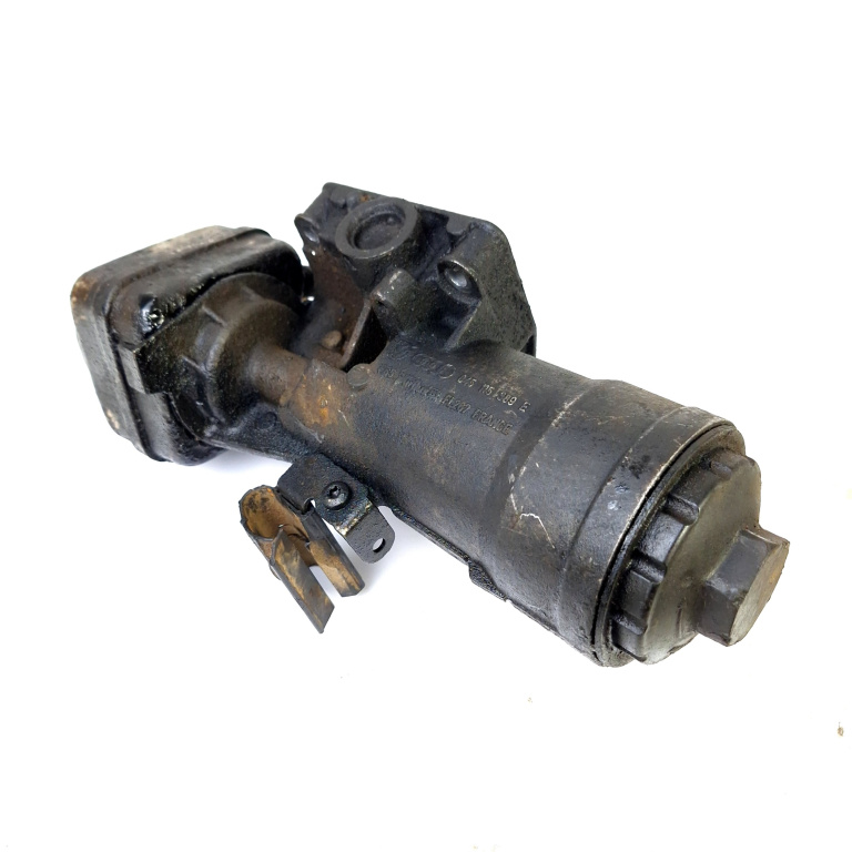 Carcasa Filtru Ulei Vw Touran (1T) 2003-2010 1.9 Tdi Avq Motorina 045115389E, 045 115 389 E, 045115389