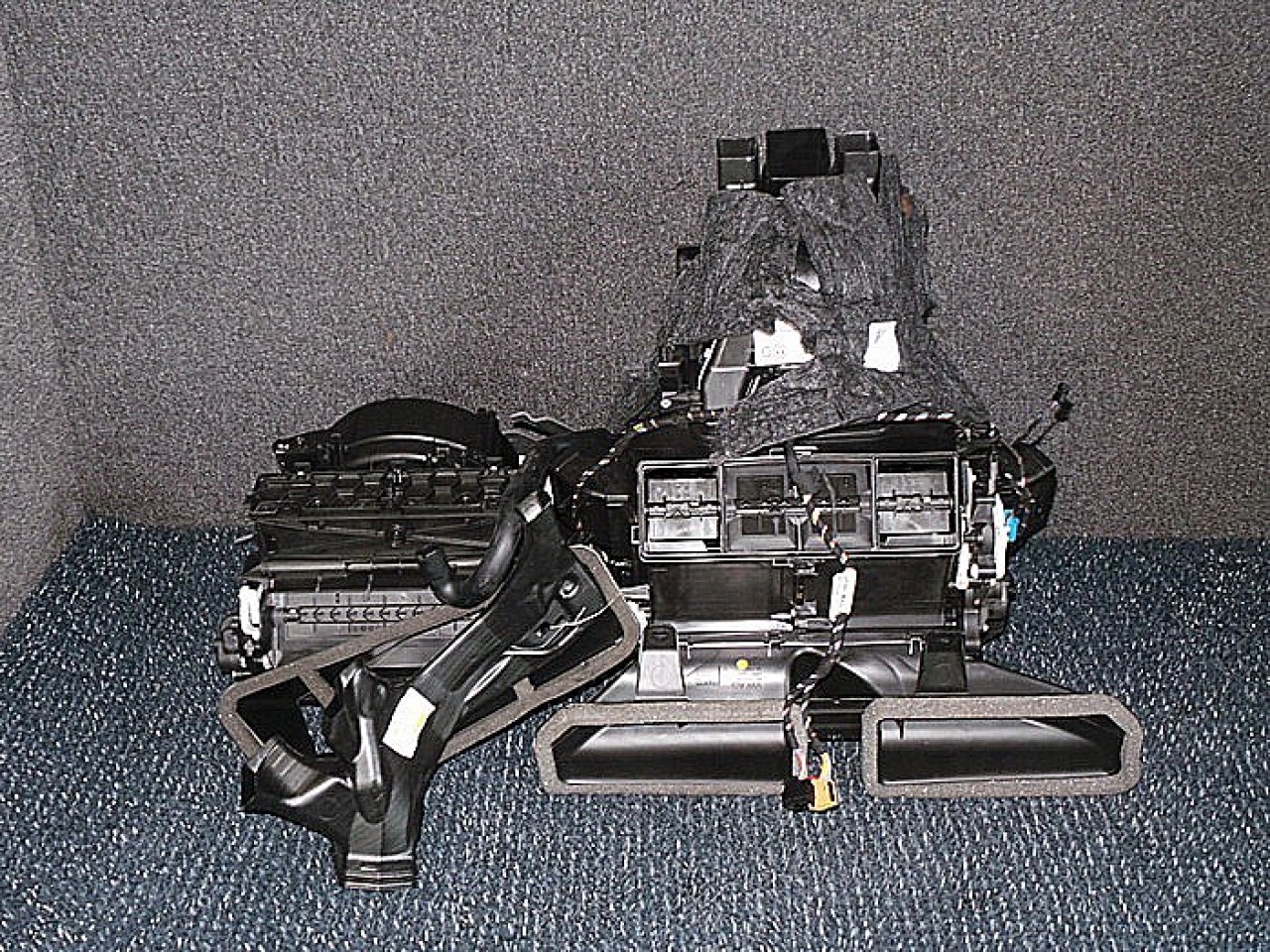 CARCASA INCALZITOR VW GOLF VII - - (2012 2016)