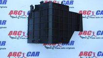 Carcasa laterala baterie VW Passat CC cod: 3C09153...