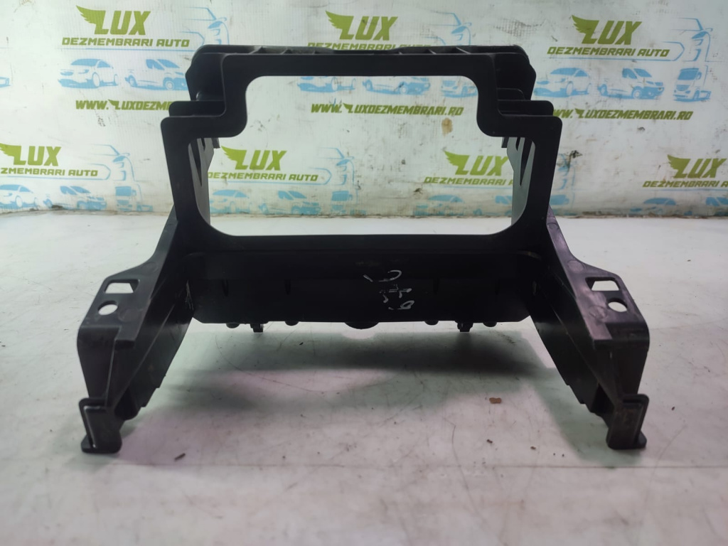 Carcasa navigatie BM51A045N56 Ford Focus 3 [facelift] [2014 - 2020] XWDB 1.5 tdci