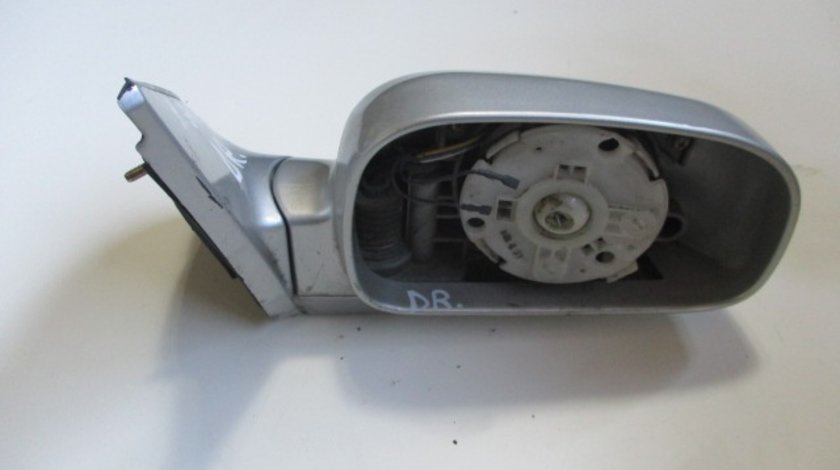 CARCASA OGLINDA DREAPTA HYUNDAI SANTA FE FAB. 2001 - 2006
