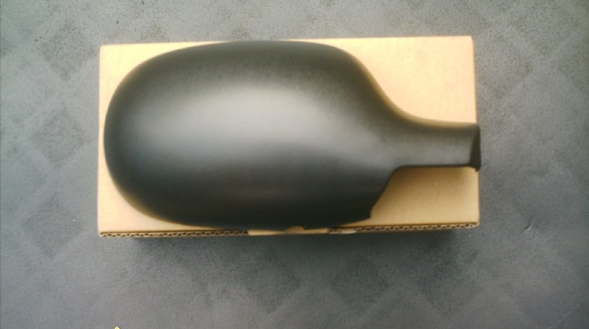 Carcasa oglinda stanga sau dreapta Renault Symbol 2001 2007