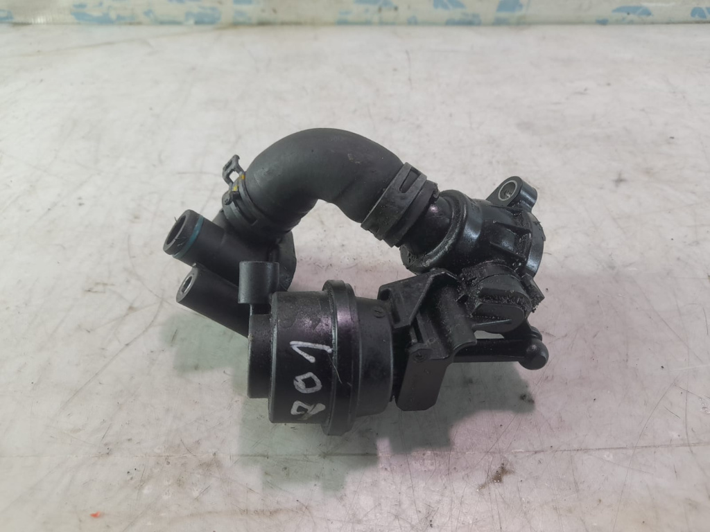 Carcasa termostat 059121506 Porsche Cayenne 958 [2010 - 2014] 3.0 d CRCA
