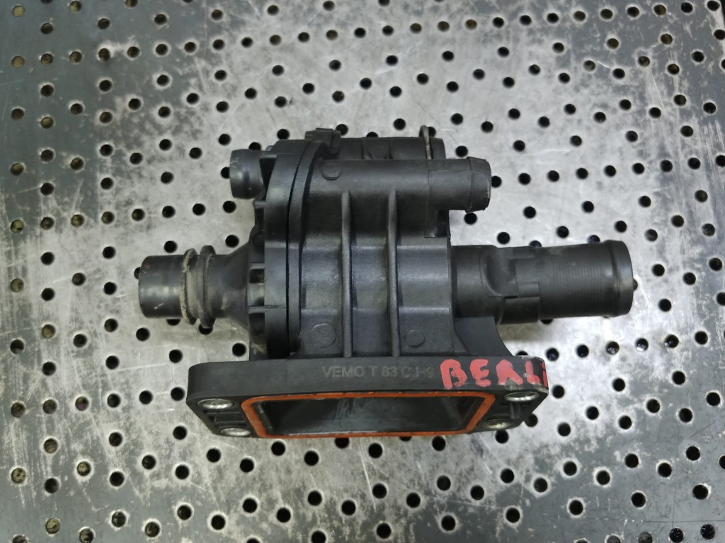 Carcasa termostat 1.6 hdi 9hx peugeot 307 206 207 308 citroen xsara berlingo c4 c3