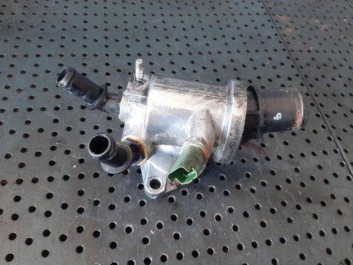 Carcasa termostat 1.9 d z19dth saab 9-3 saab 9-5