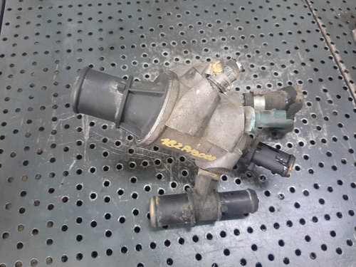 Carcasa termostat 1.9 jtd 182b9000 fiat doblo 1