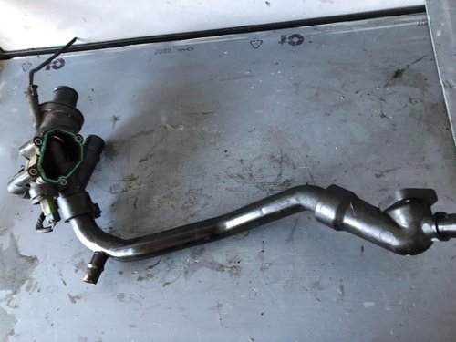 Carcasa termostat 2.0 tdci txdb dupa 2010 ford c-max focus 3 kuga mondeo mk4 galaxy s-max 9582141580