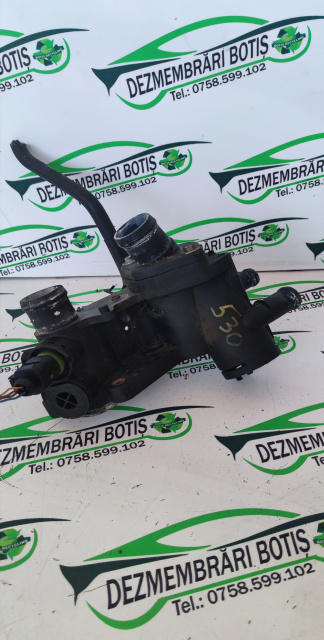 Carcasa termostat /530 Volkswagen VW Polo 3 6N [facelift] [2000 - 2002] Hatchback 5-usi 1.4 16V MT (101 hp)