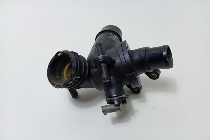 Carcasa termostat A6512302680 / PA66-GF30 Mercedes-Benz Sprinter 2 906 [2006 - 2013]