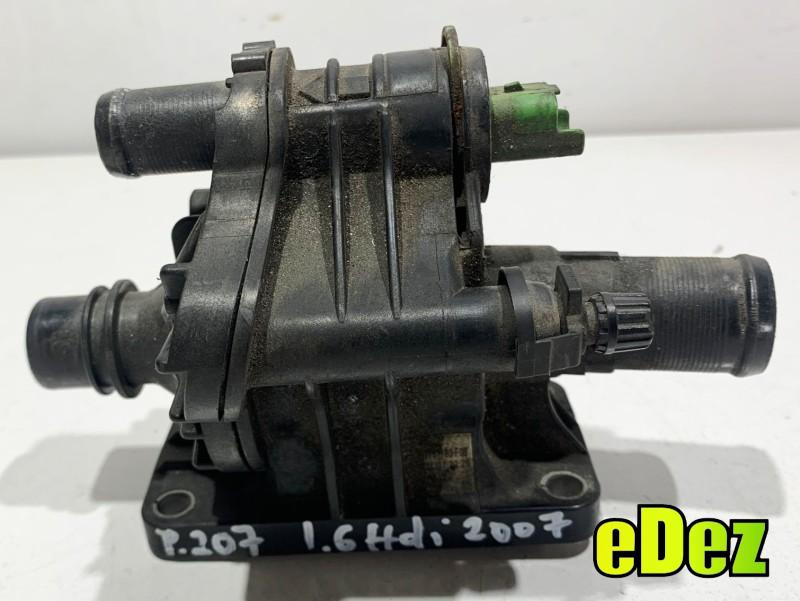 Carcasa termostat Ford Fiesta 6 (2001-2008) 1.6 tdci; 1.6 hdi 9647767180