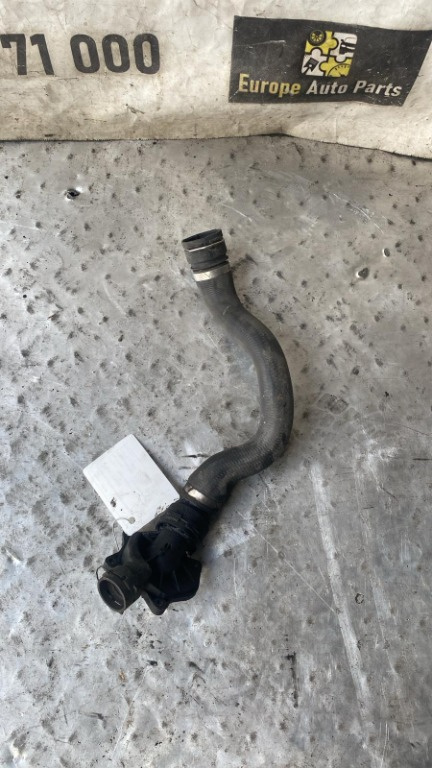 Carcasa termostat + furtun BMW seria 3 E46 2.0 D an 2001 cod 7785053