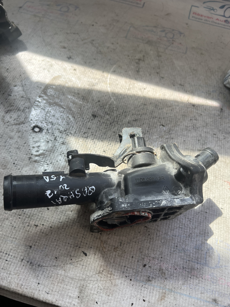 Carcasa termostat Nissan Qashqai 1.5 Motorina 2012, 110609813R