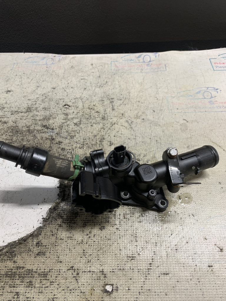 Carcasa termostat Renault Clio 4 1.5 Motorina 2015, 110609813R
