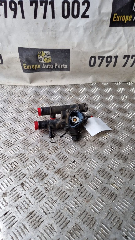 Carcasa termostat Renault Master 2. 5 dci cod motor G9U750 an 2006 cod 8200262235