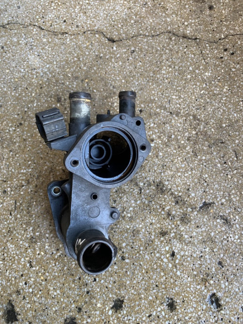 Carcasa termostat Skoda Fabia 5J [2007 - 2010] Combi wagon 5-usi 1.4 MT (86 hp) II 5J